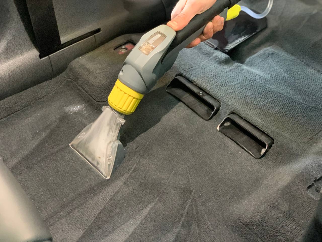 Хімчистка авто Київ