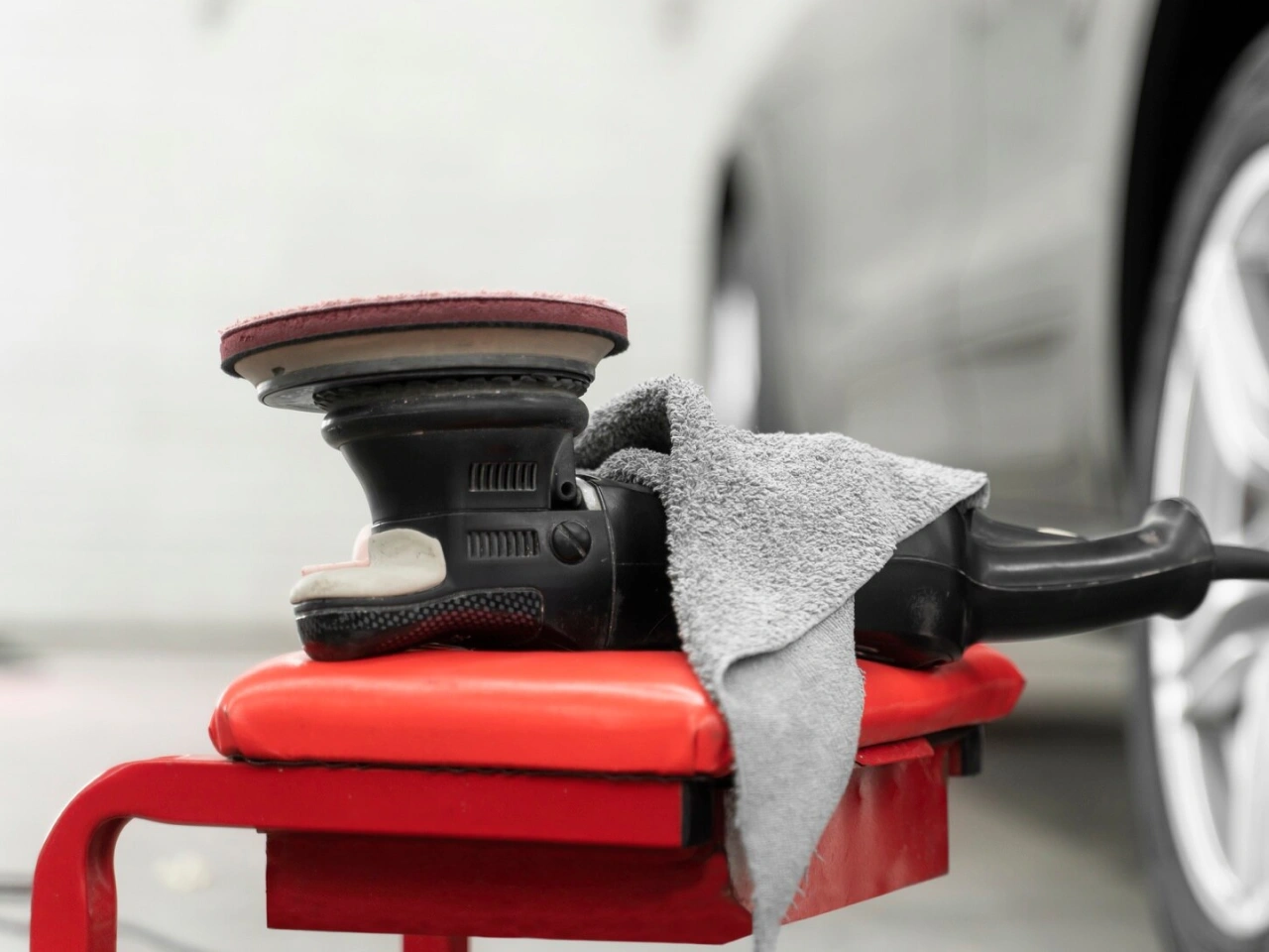 Самостійна поліровка авто