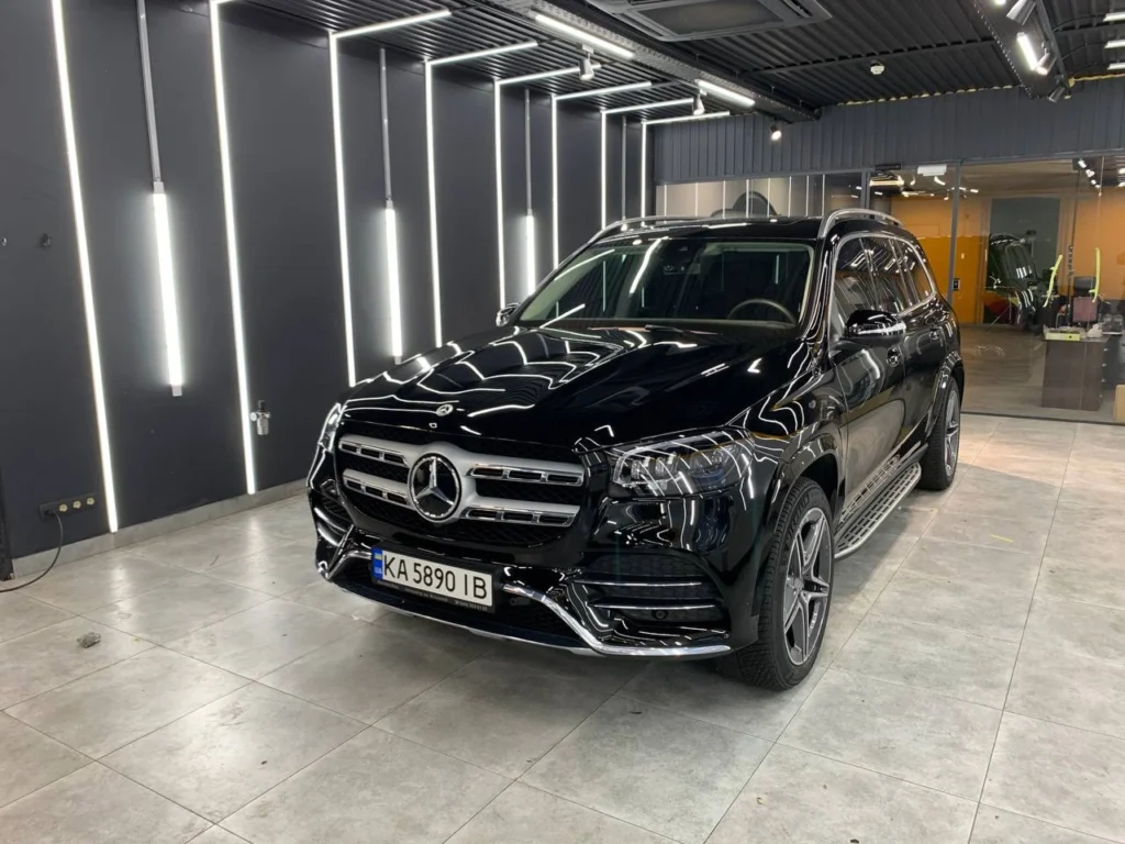 Оклейка авто пленкой в Киеве