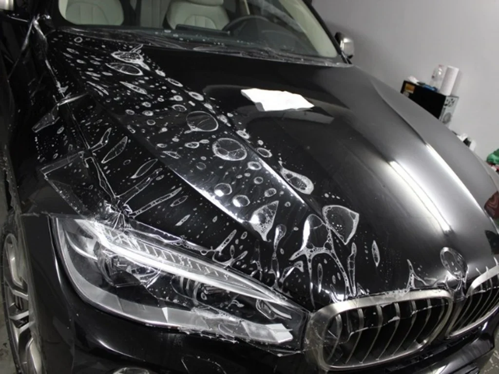 Догляд за плівкою після покриття авто